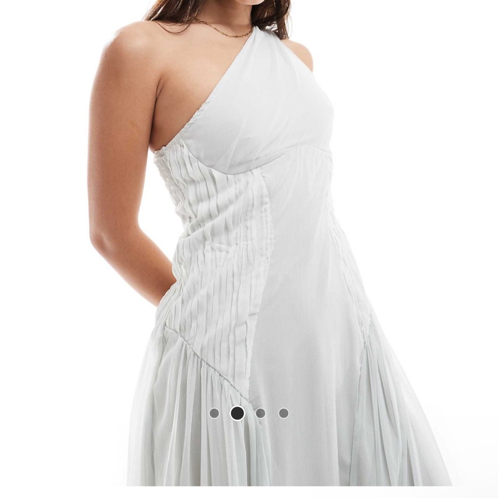 BRAND NEW ASOS DRESS - Picture 2 of 3